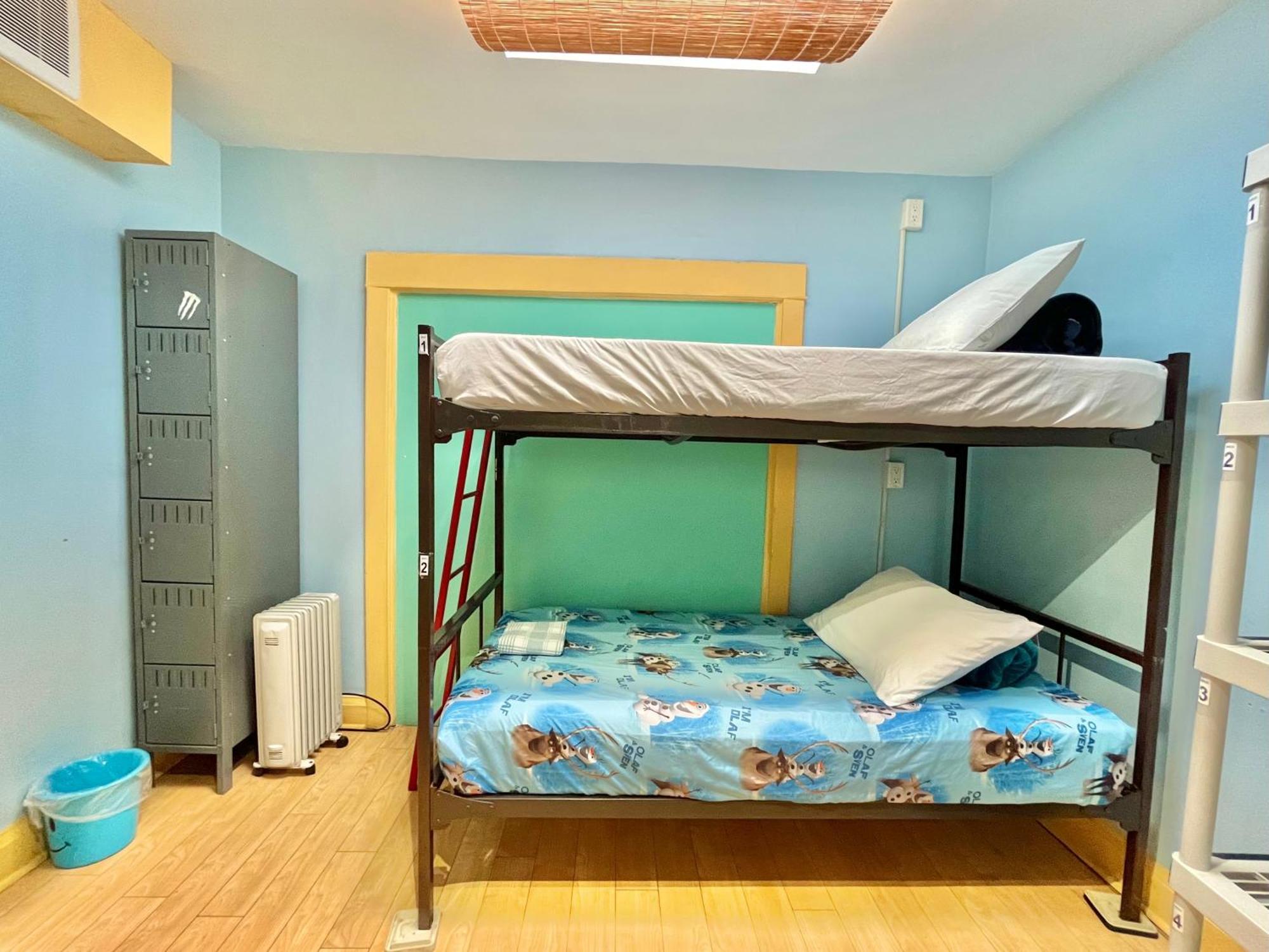 The Only Backpacker's (adults Only) Guest house